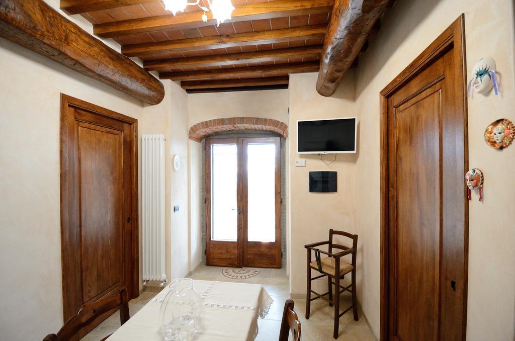 Agriturismo Villa Iris Castelfranco di Sopra Room photo